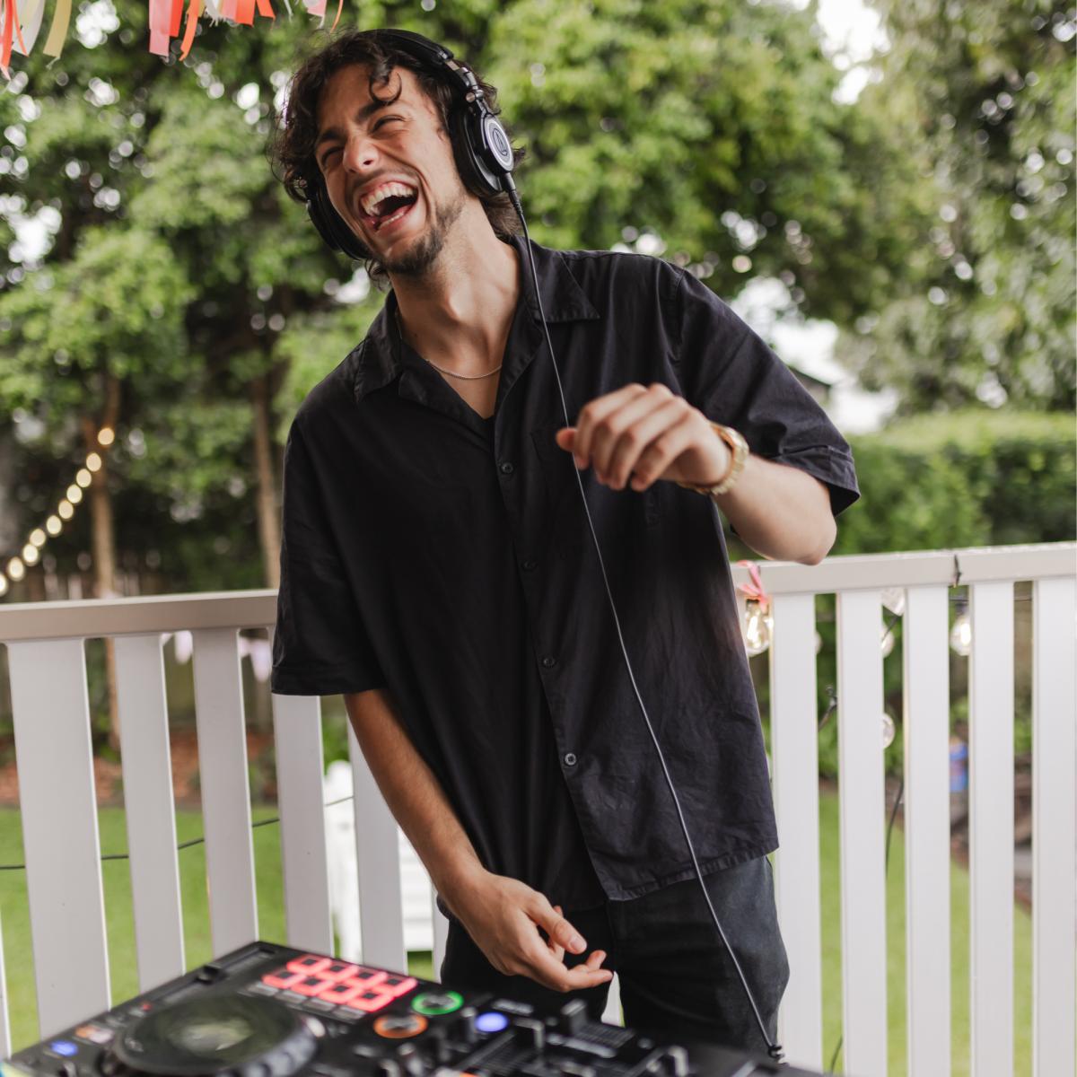 DJ Sunoe