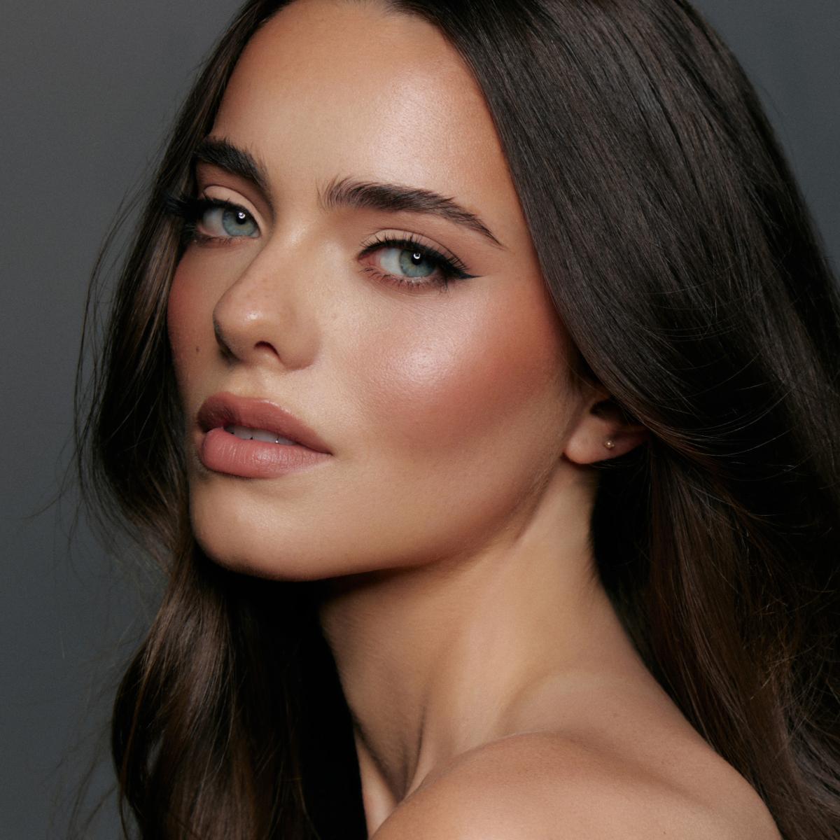 Courtney Thomas Makeup