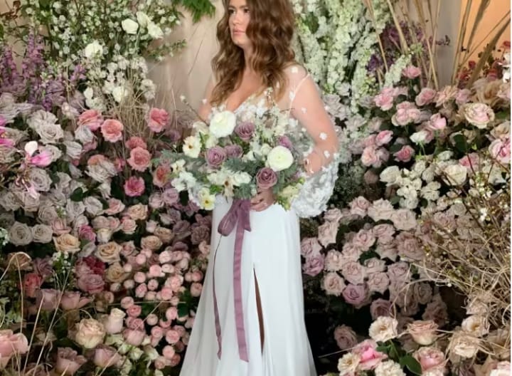 WEDDING & EVENT FLORAL DESIGN