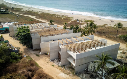 1 Bedroom Beachfront Condo