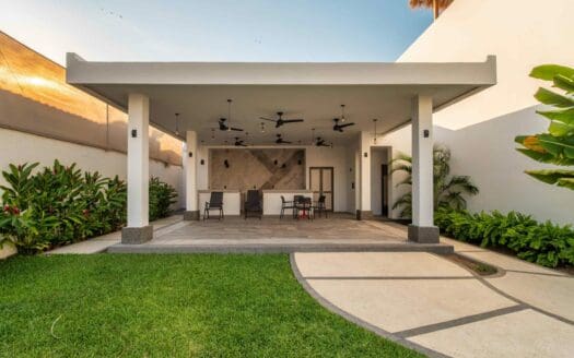 Centrally Located 3 Bedroom Home