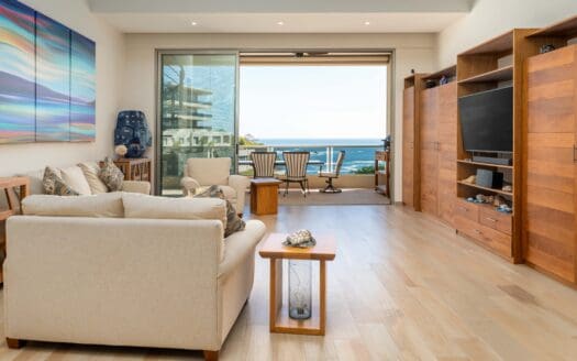 Beachfront Penthouse in Arrocito