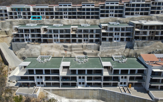 Oceanfront 2 Bed Luxurious Condo