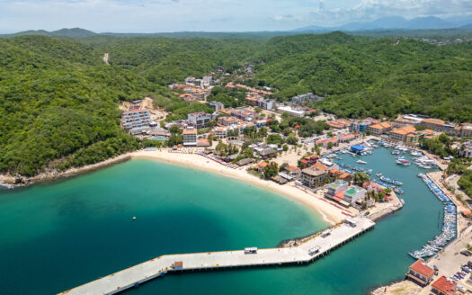 2 Bed Santa Cruz Condo