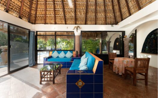 Puerto Escondido Beachside Home